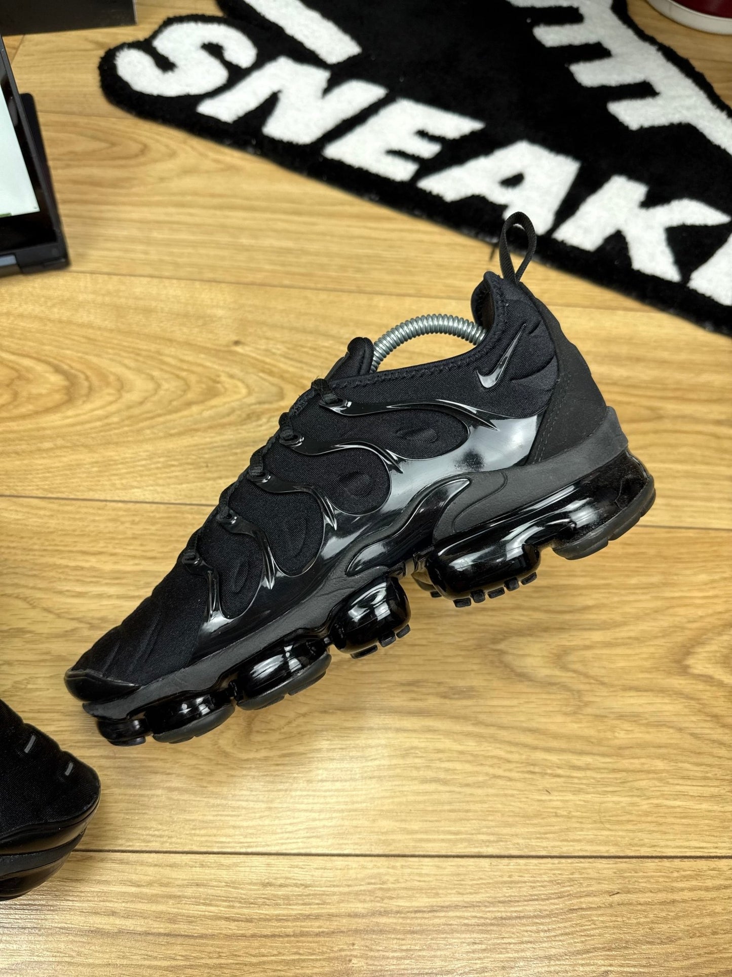 Nike Air Vapormax Plus (42.5)