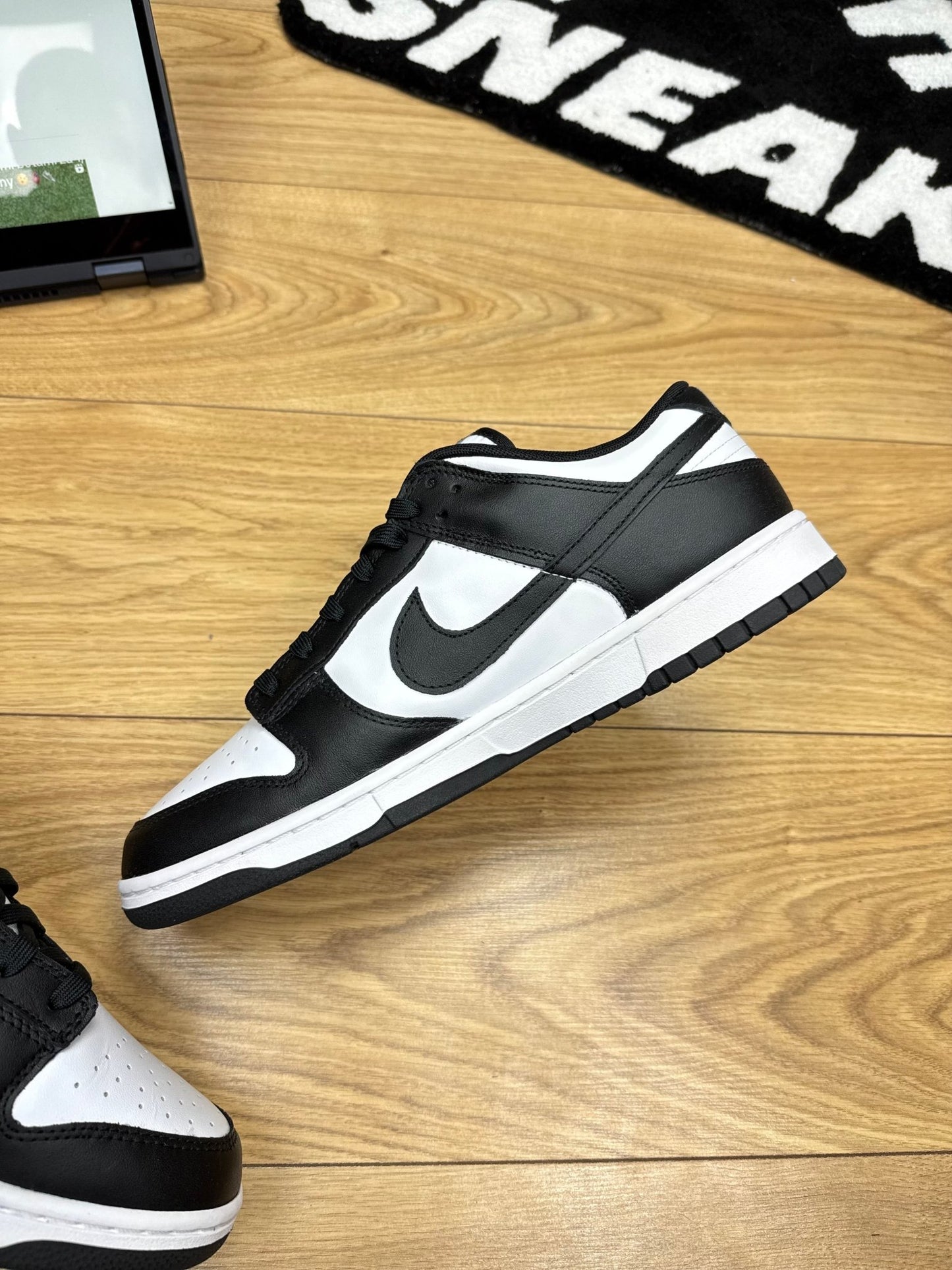 Nike Dunk Low Panda (46)