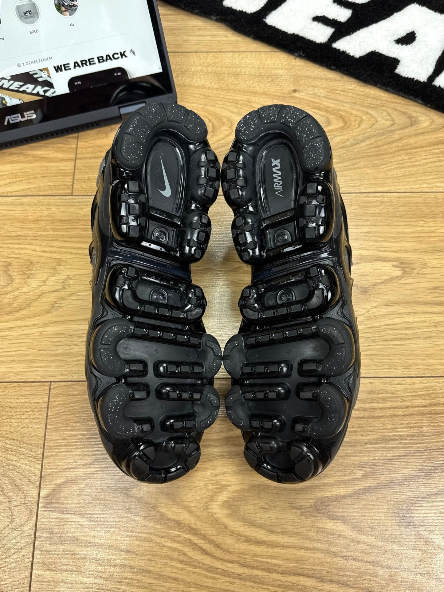 Nike Air Vapormax Plus (44)