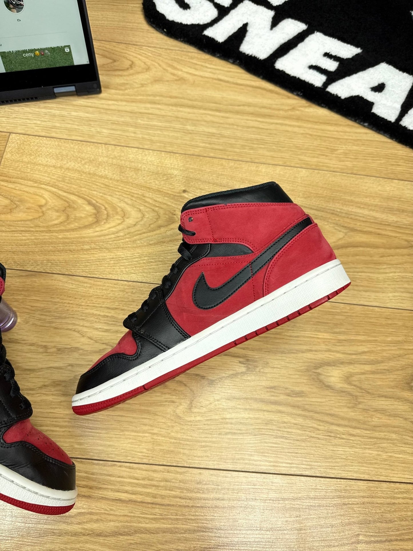 Nike Air Jordan 1 Mid (42)