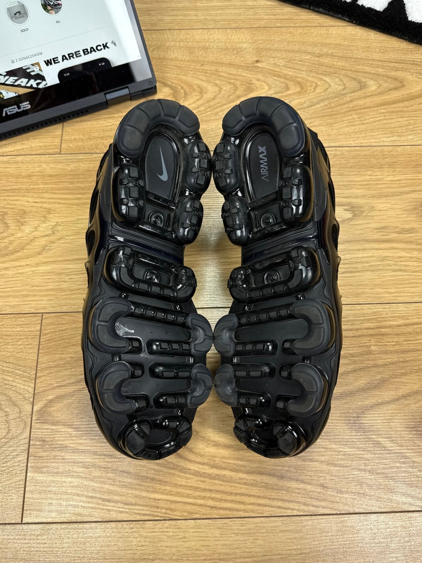 Nike Air Vapormax Plus (45.5)