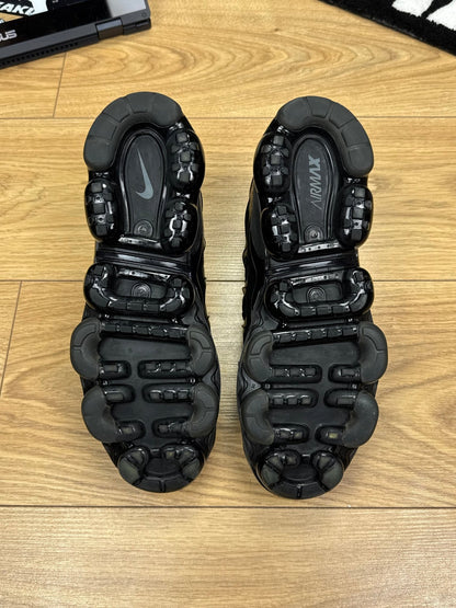 Nike Air Vapormax Plus (42.5)