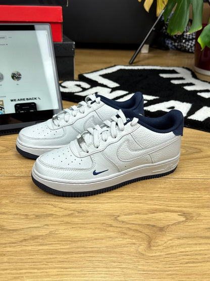 Nike Air Force 1 Low (37.5)
