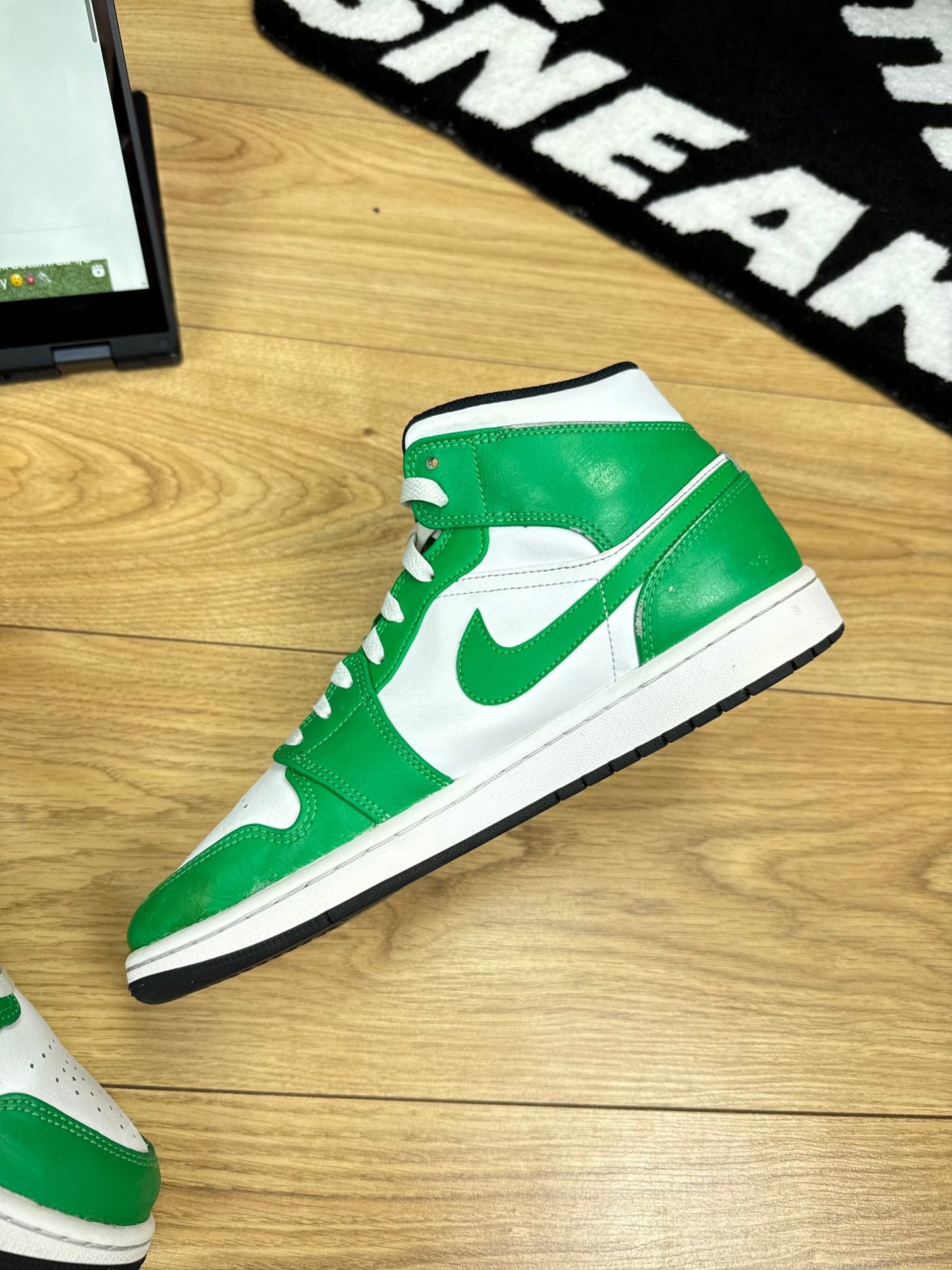 Nike Air Jordan 1 Mid (43)