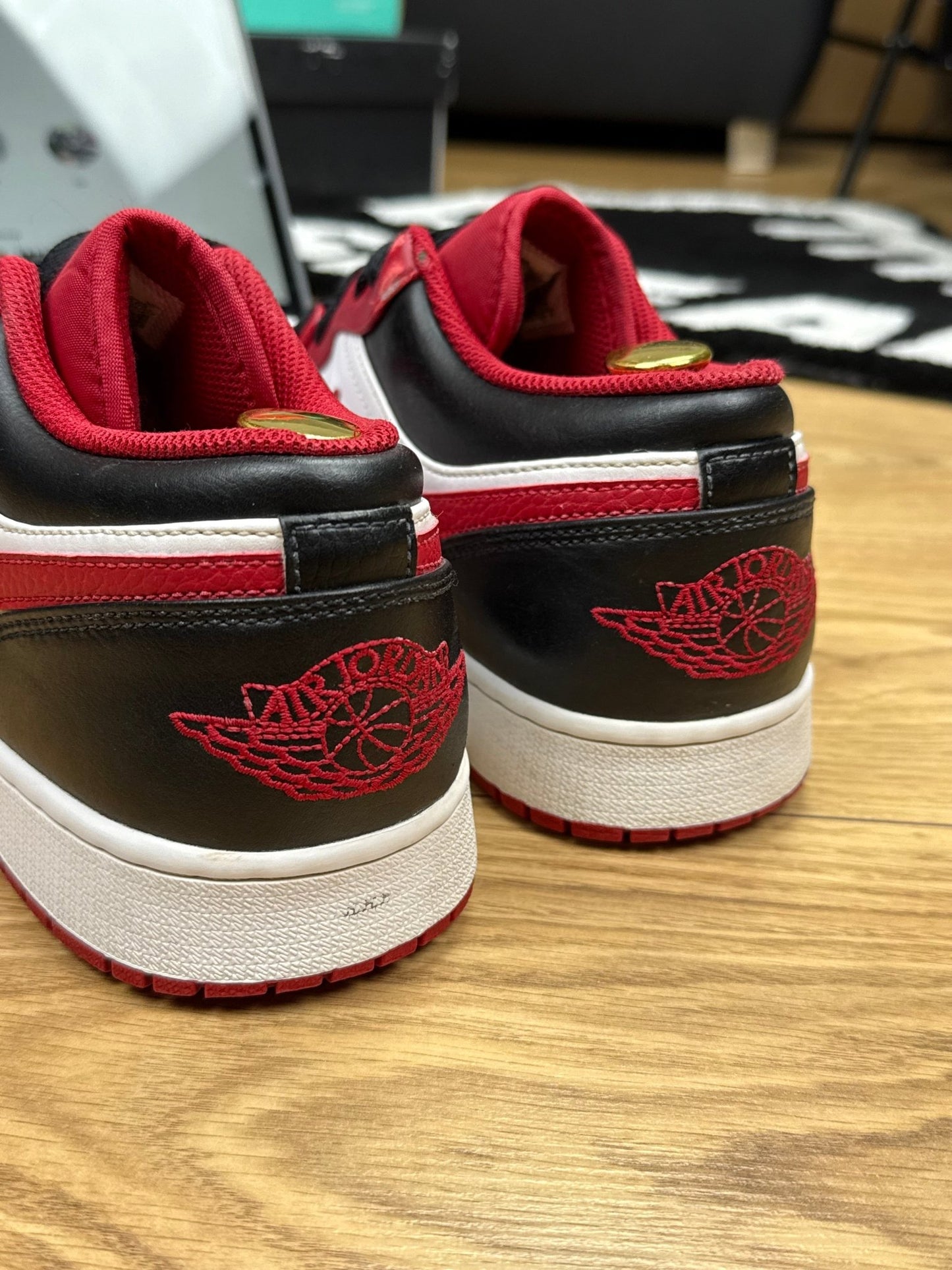 Nike Air Jordan 1 Low (46)