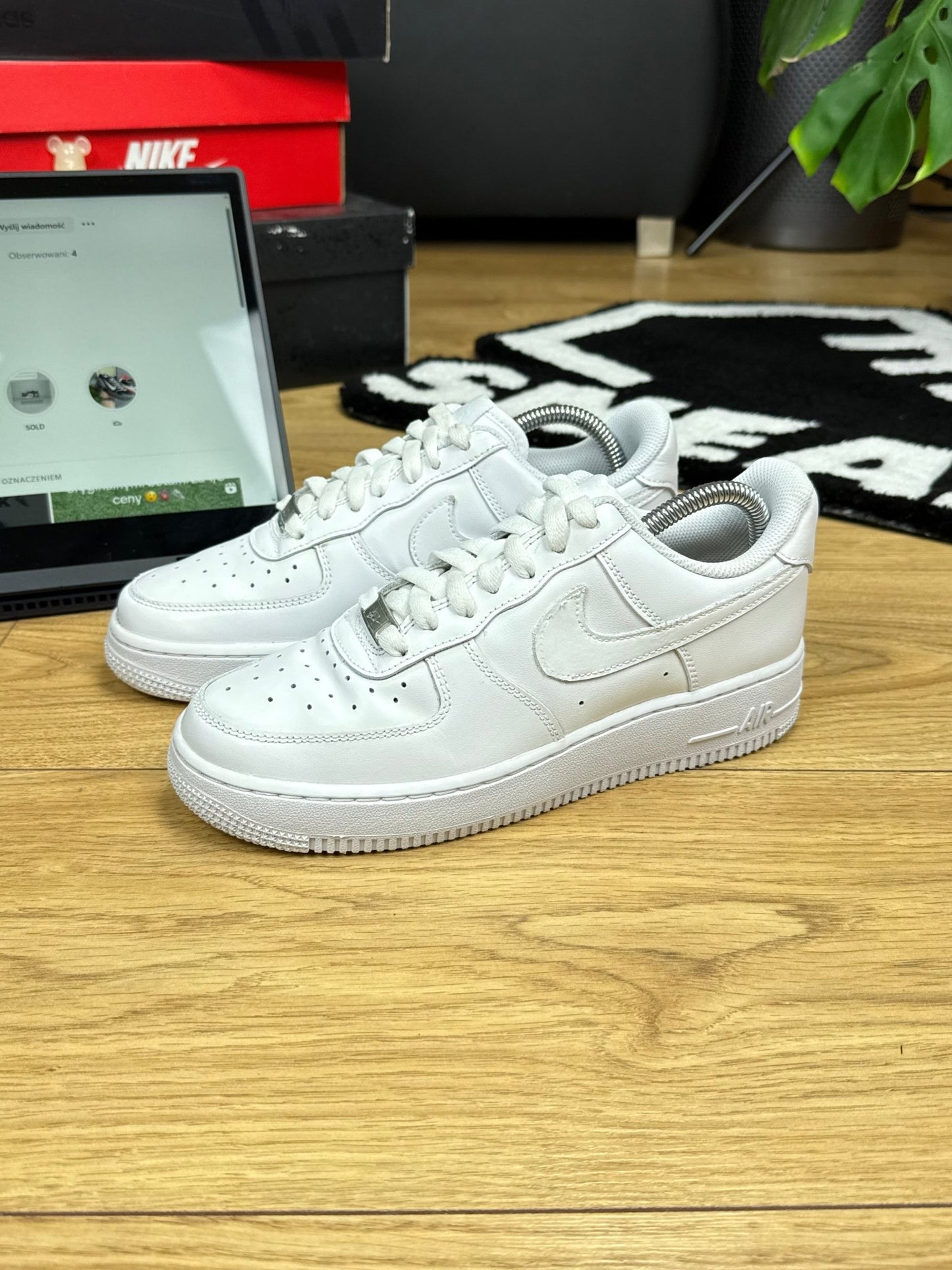 Nike Air Force 1 Low (38.5)