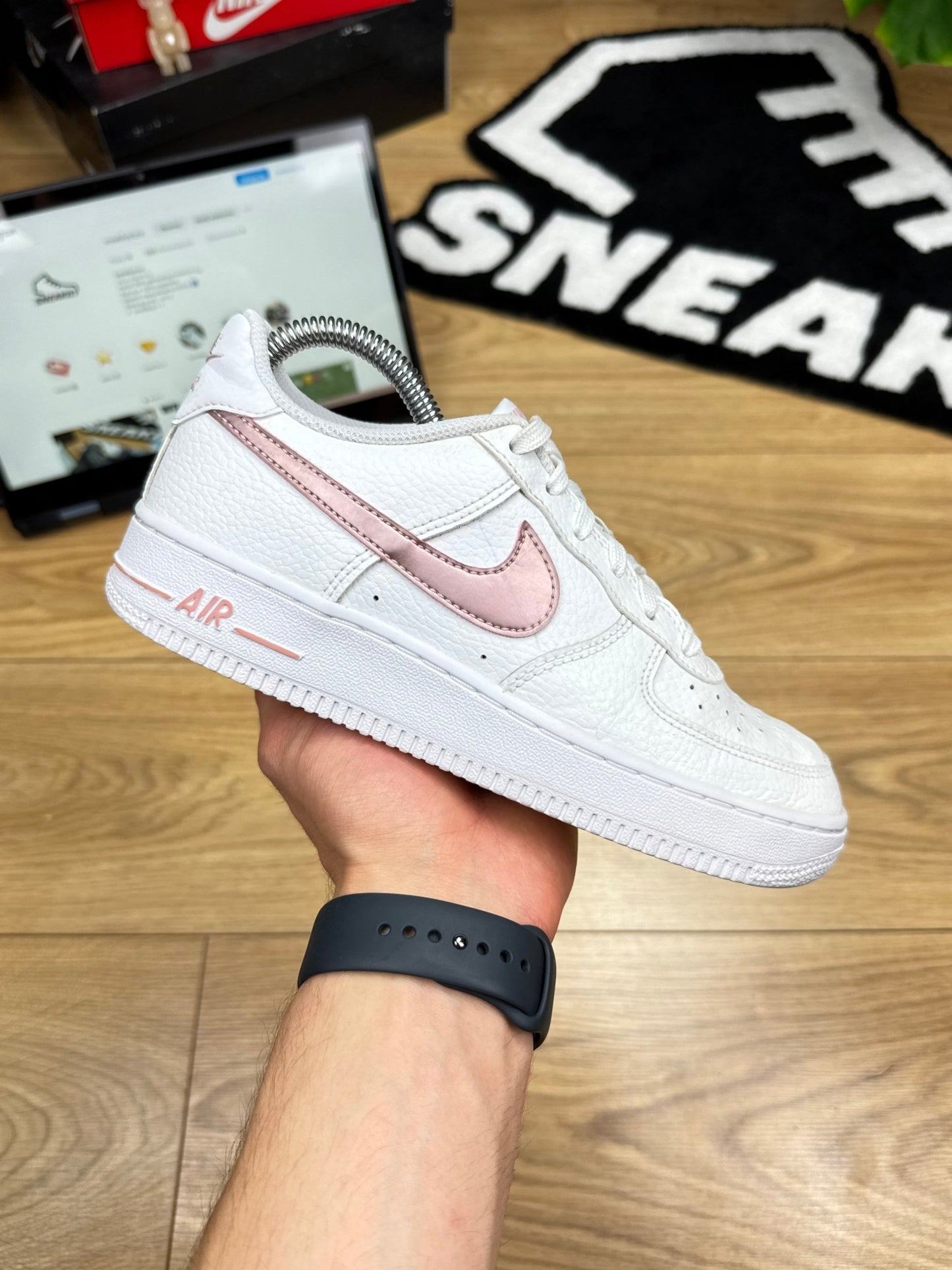 Nike Air Force 1 Low (36.5)