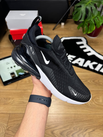 Nike Air Max 270 (42.5)