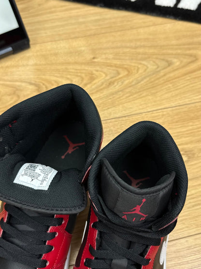 Nike Air Jordan 1 Mid (44)