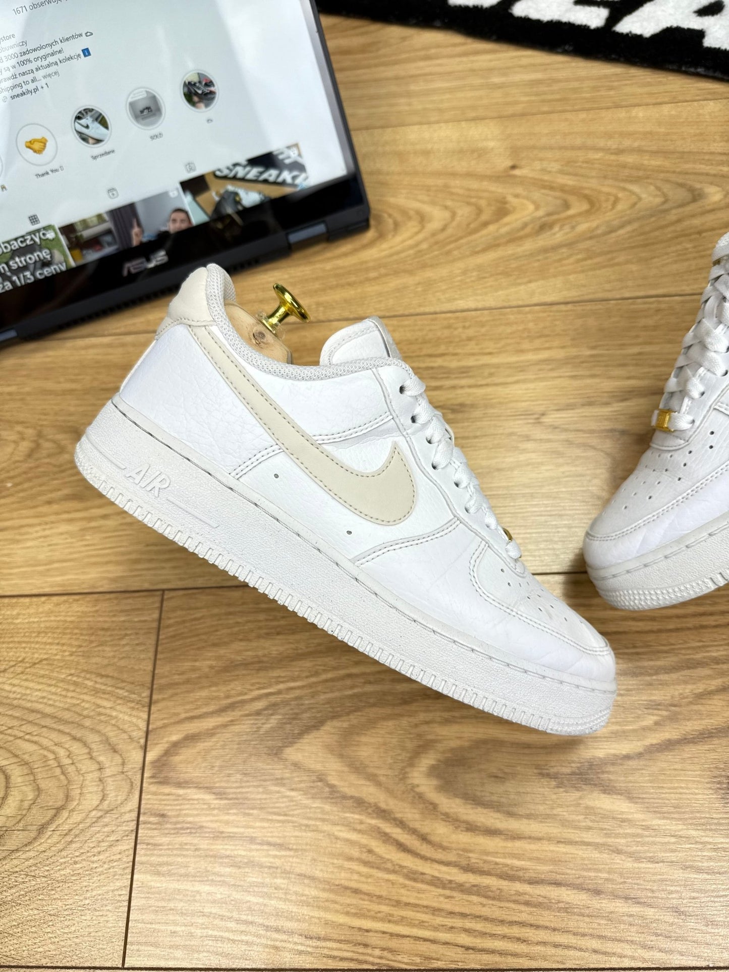 Nike Air Force 1 Low (40.5)