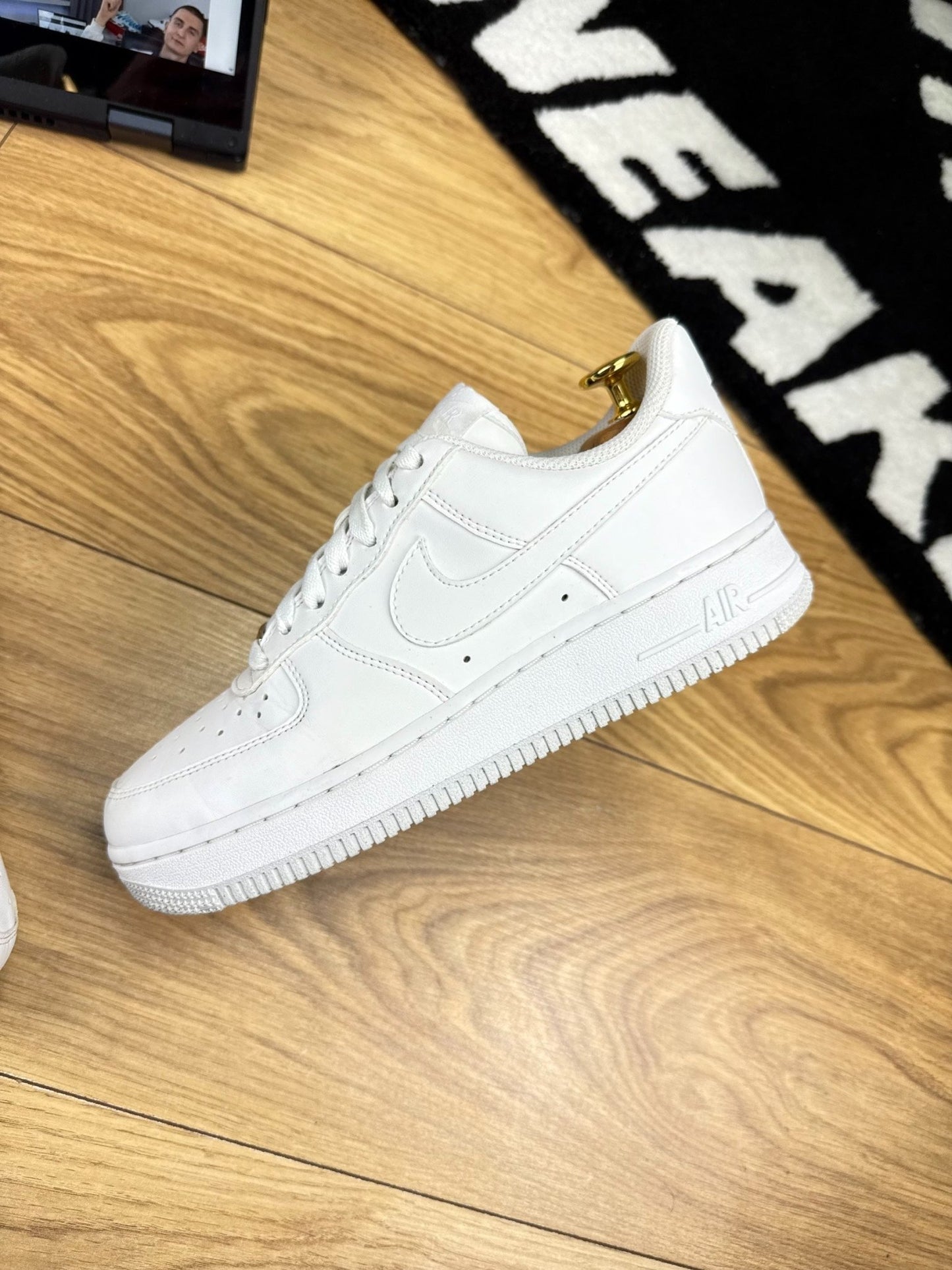 Nike Air Force 1 Low (37.5) - sneakilystore