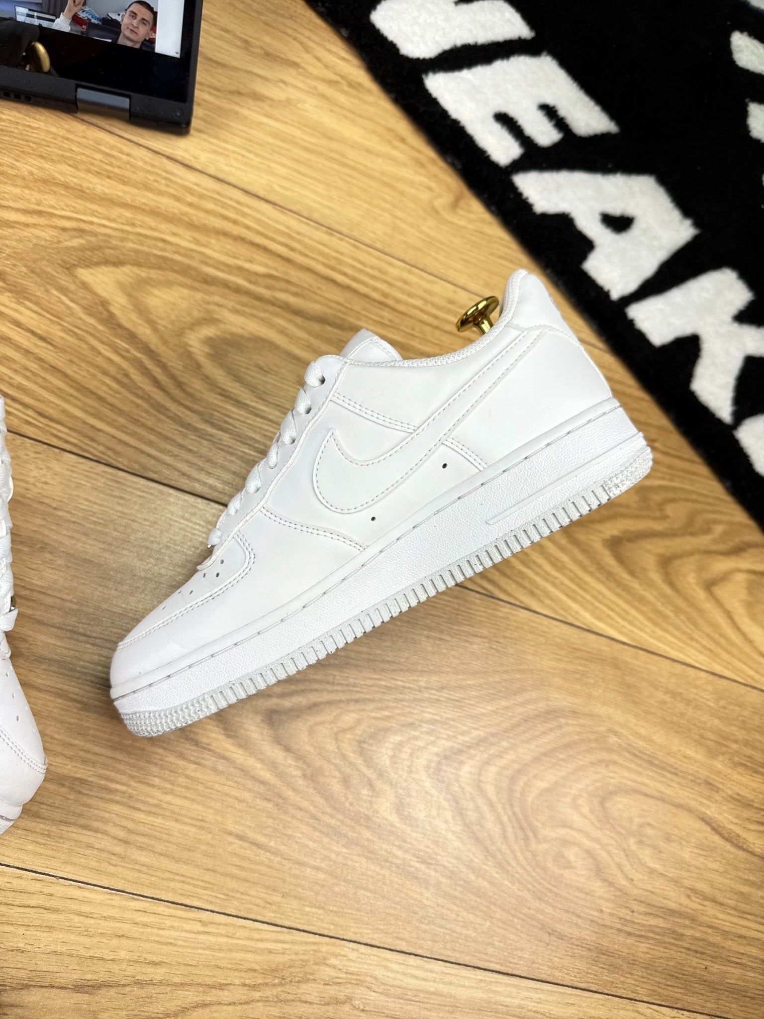 Nike Air Force 1 Low (37.5) - sneakilystore