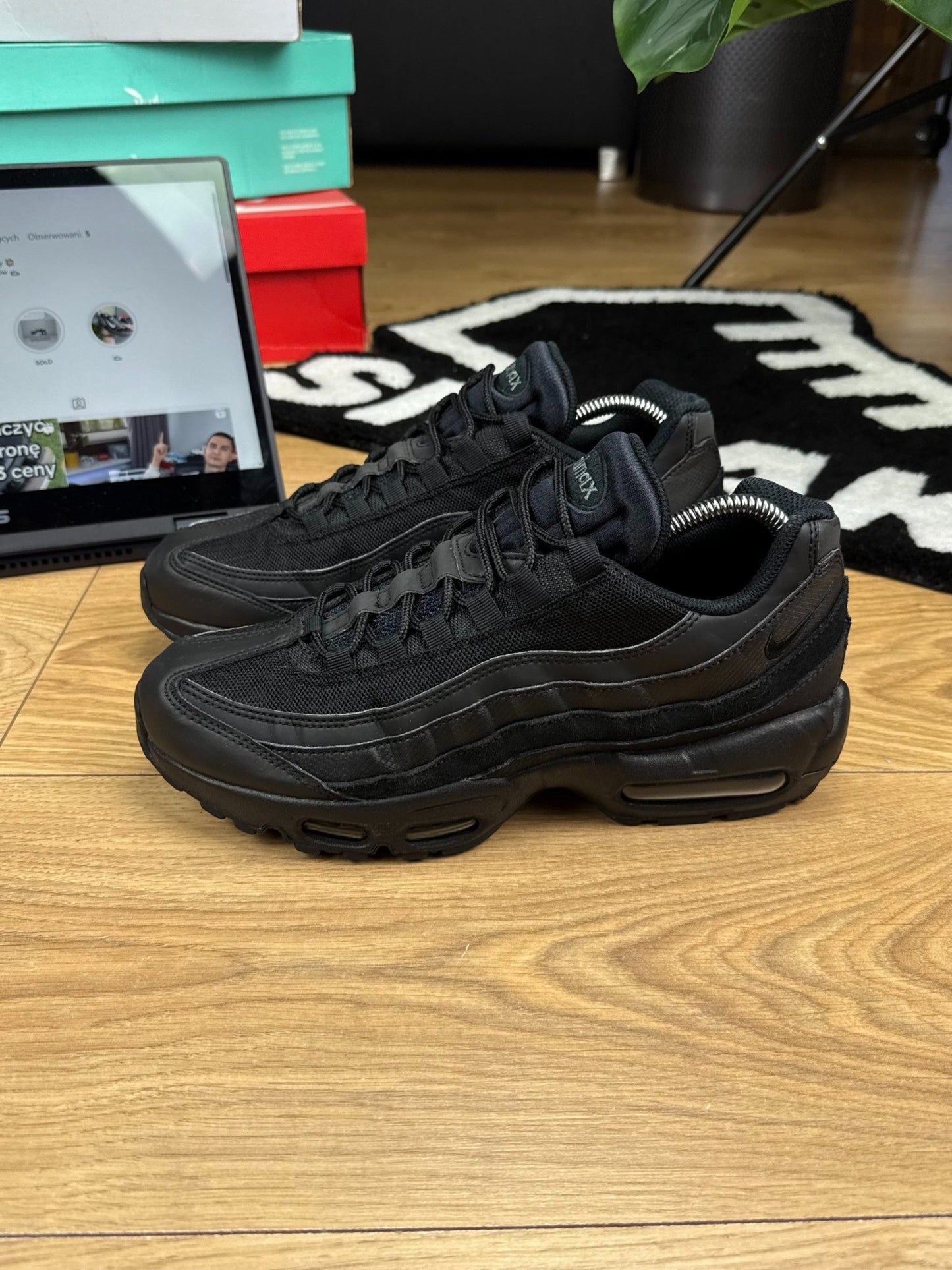 Nike Air Max 95 (42.5) - sneakilystore