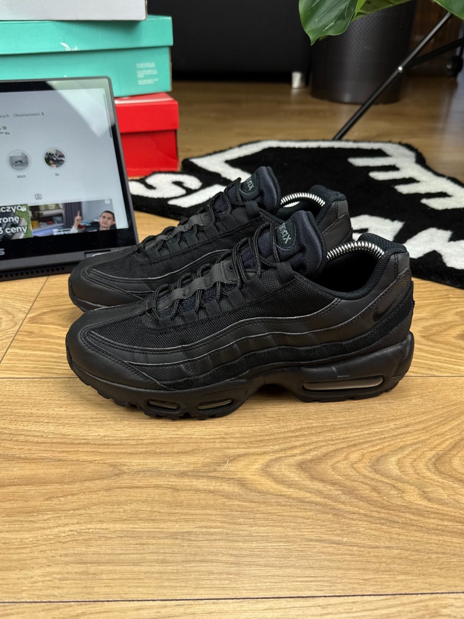 Nike Air Max 95 (42.5) - sneakilystore