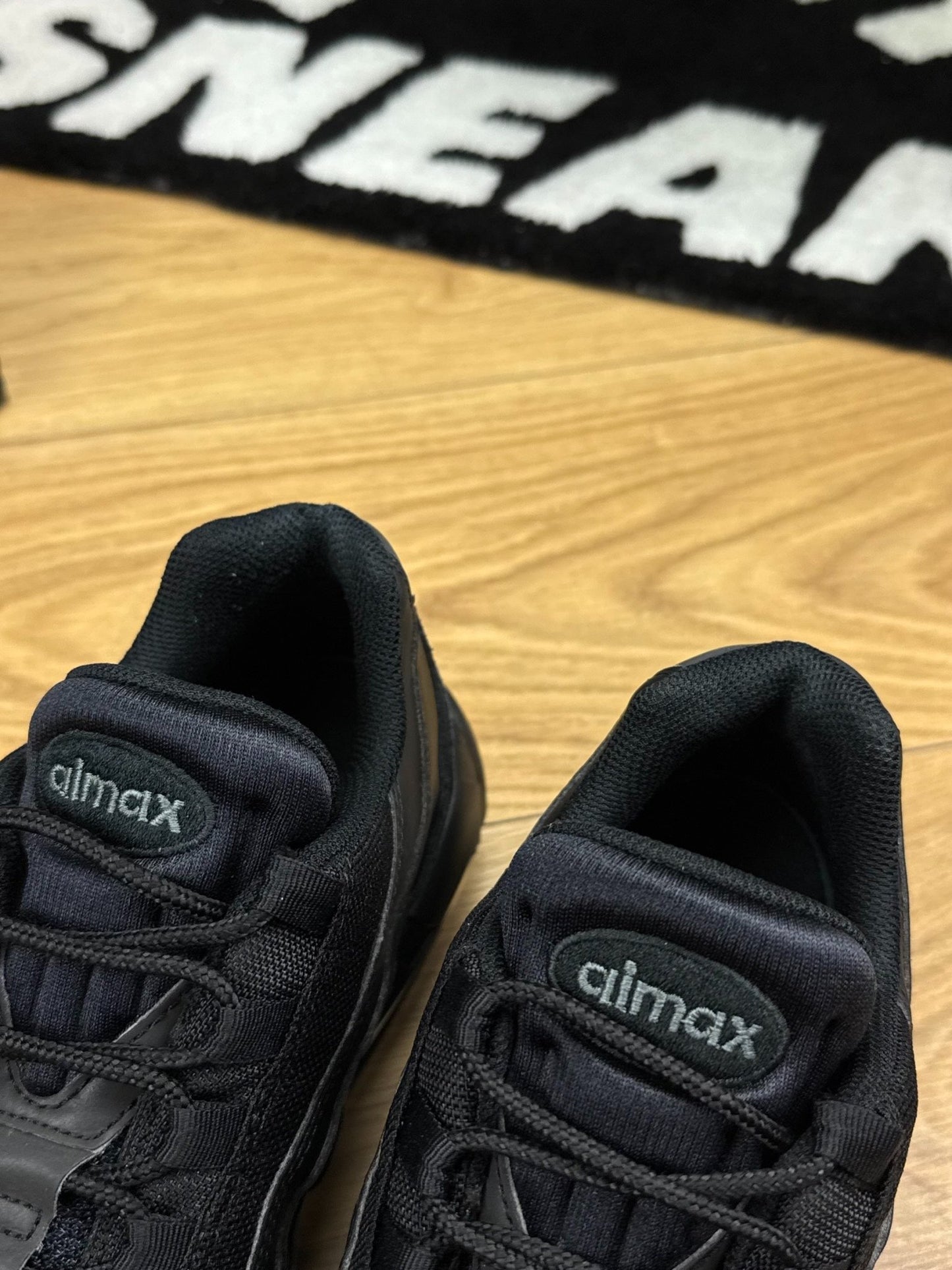 Nike Air Max 95 (42.5) - sneakilystore