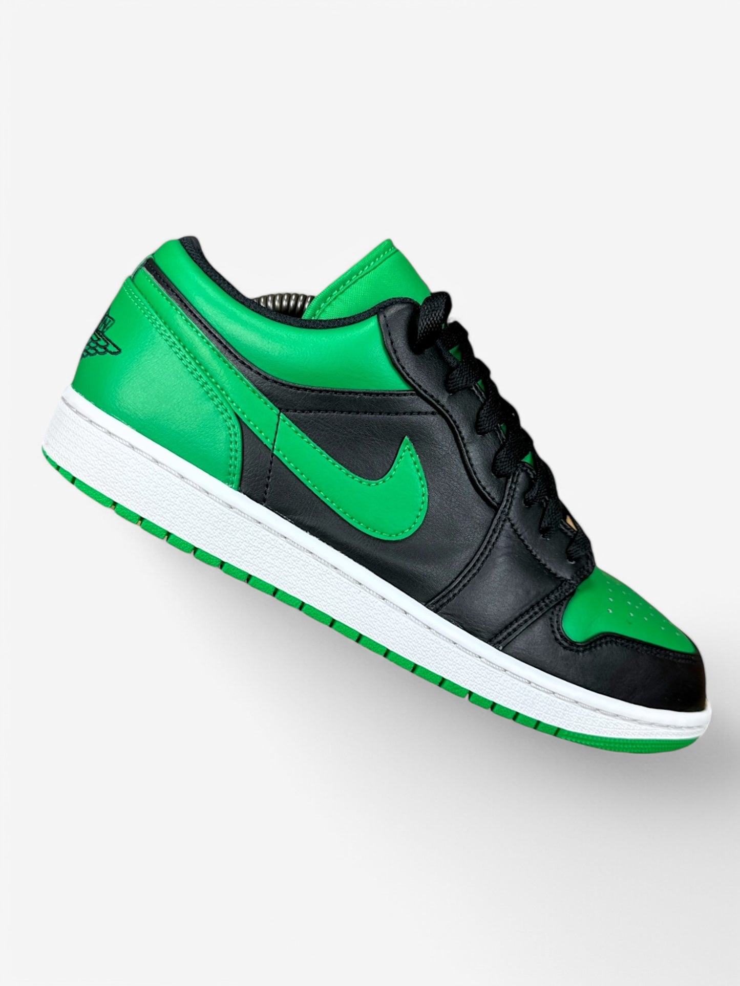 Nike Air Jordan 1 Low (44)