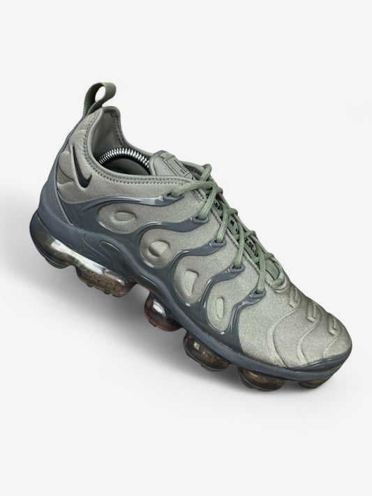 Nike Air Vapormax Plus (45.5)