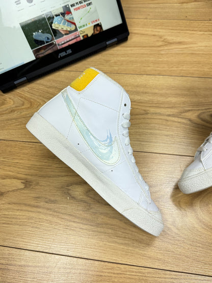 Nike Blazer Mid 77 (37.5)