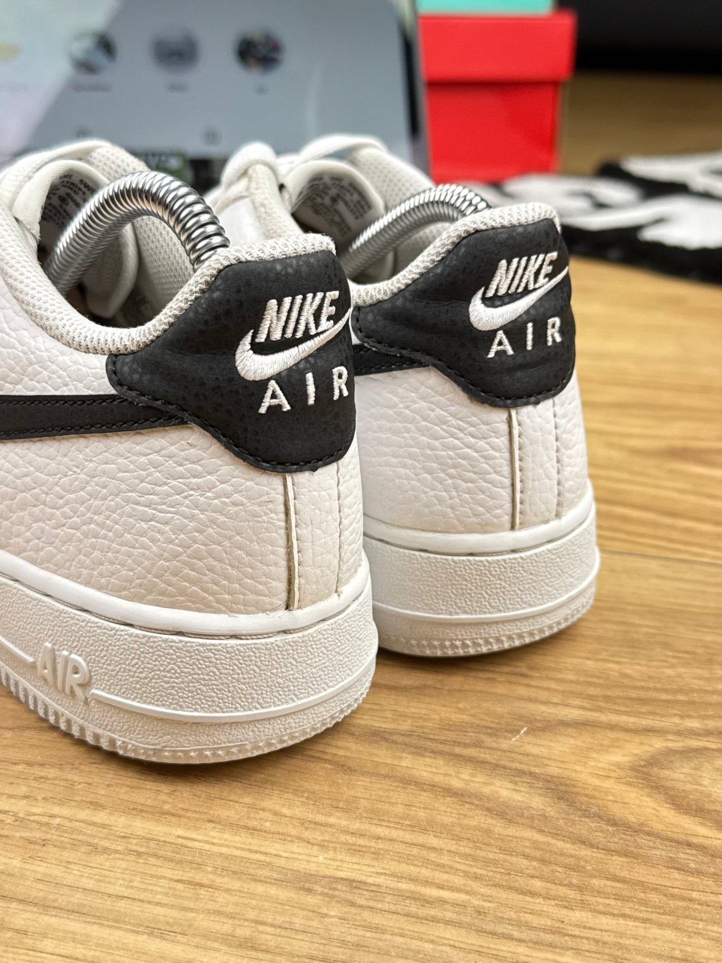 Nike Air Force 1 Low (38.5)