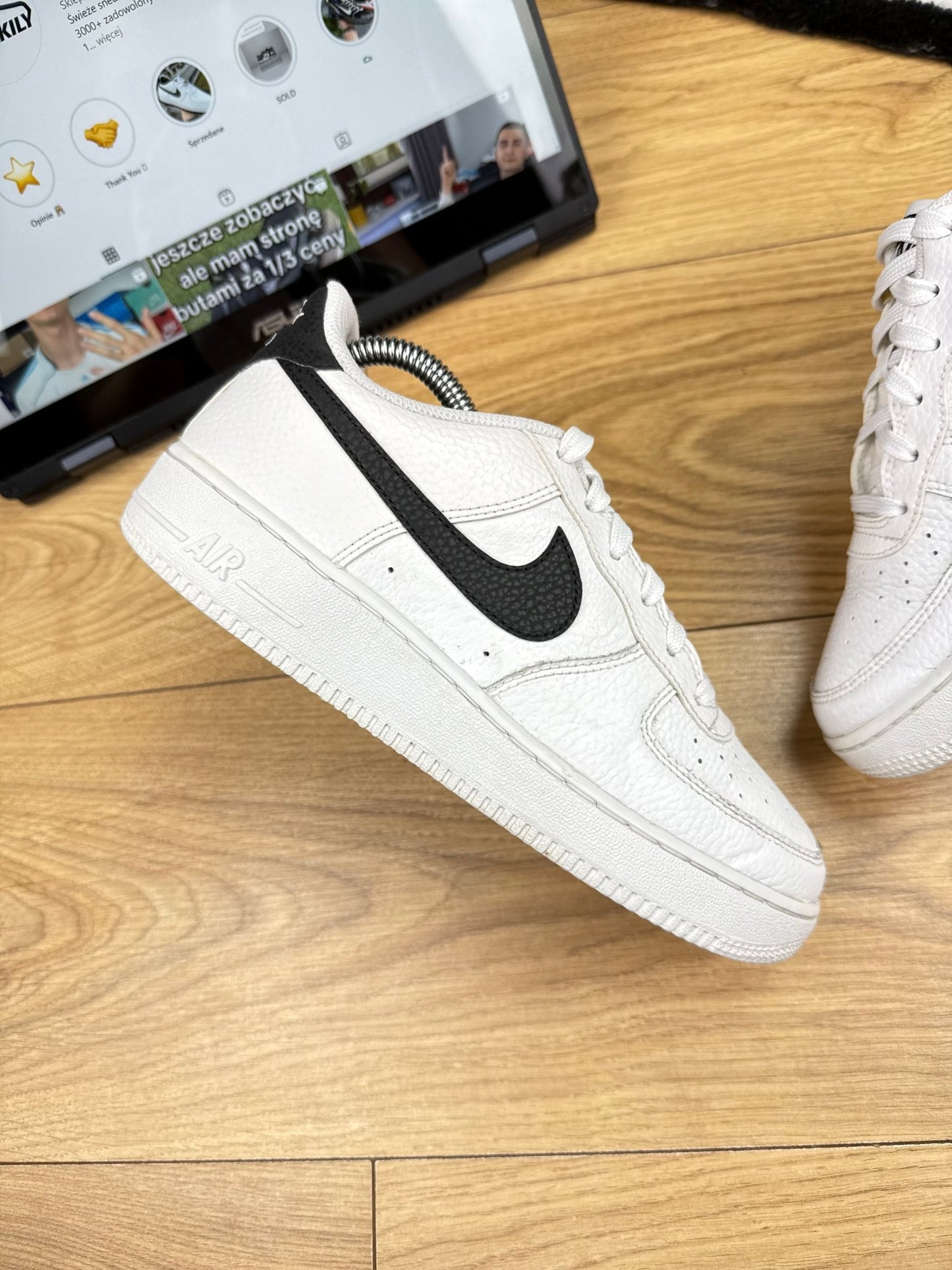 Nike Air Force 1 Low (38.5)
