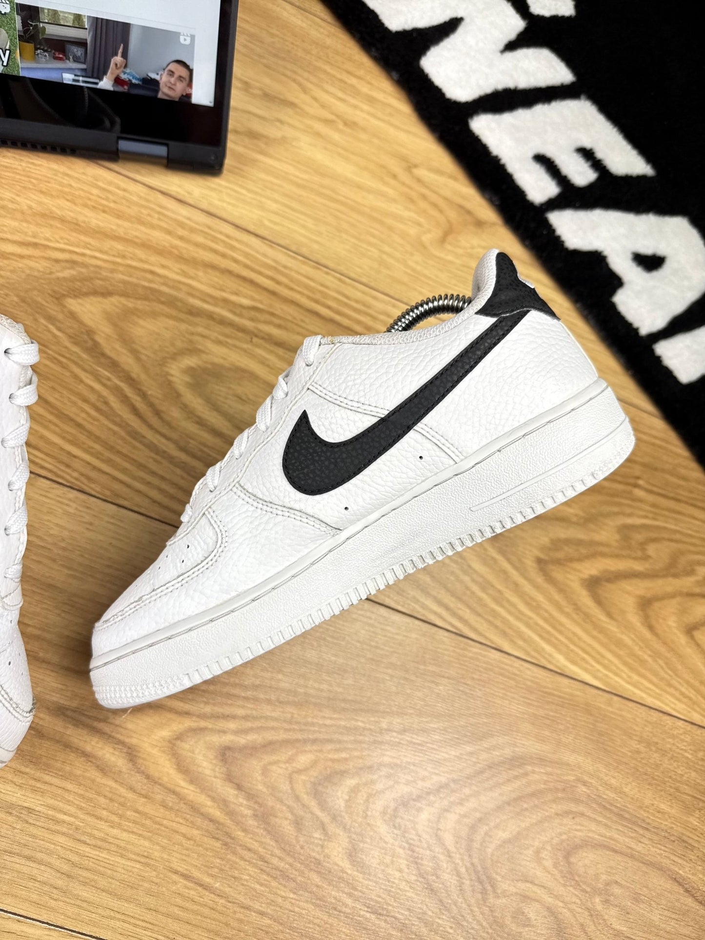 Nike Air Force 1 Low (38.5)