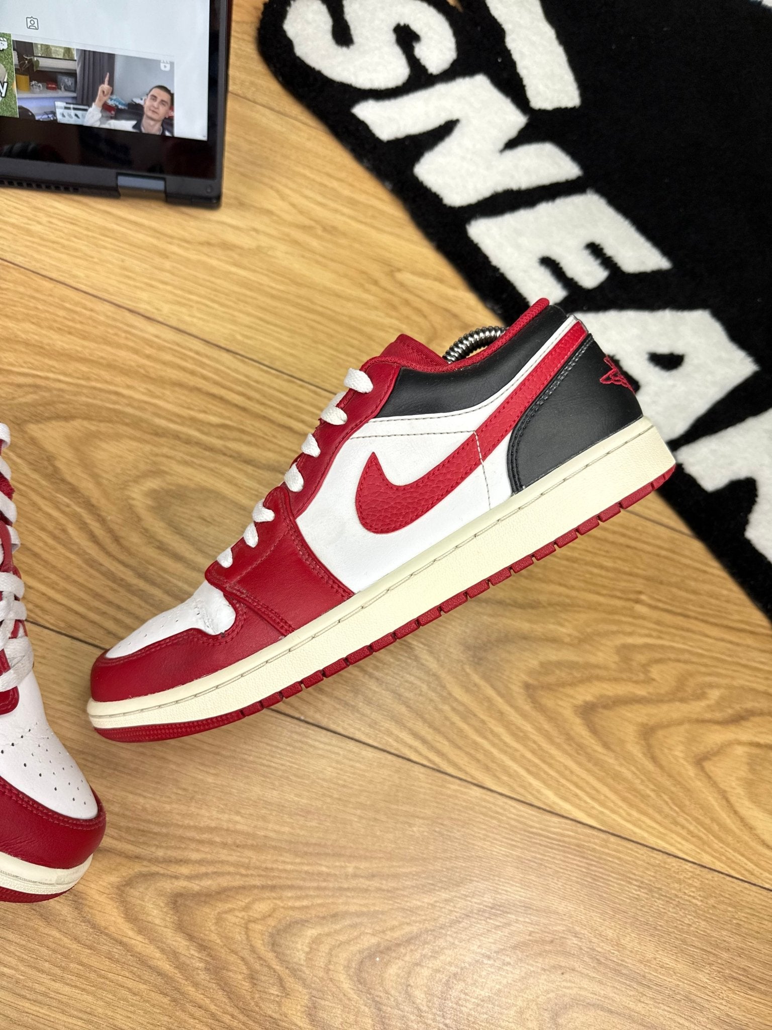 Nike Air Jordan 1 Low (43) - sneakilystore