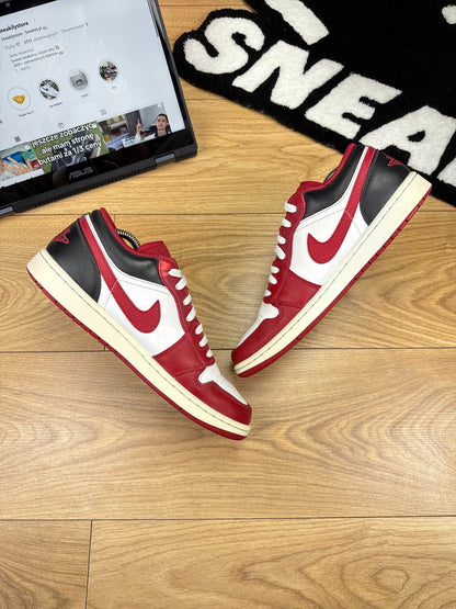 Nike Air Jordan 1 Low (43) - sneakilystore