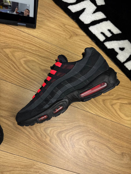 Nike Air Max 95 (44.5)