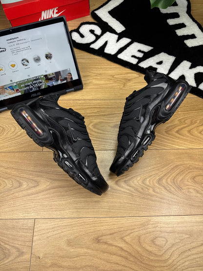Nike Air Max Plus (45.5) - sneakilystore