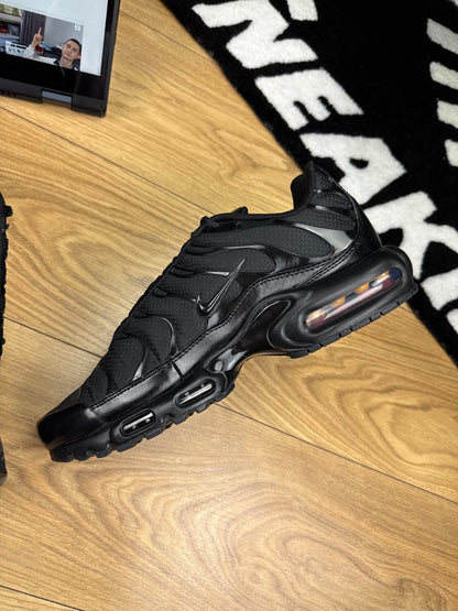 Nike Air Max Plus (45.5) - sneakilystore