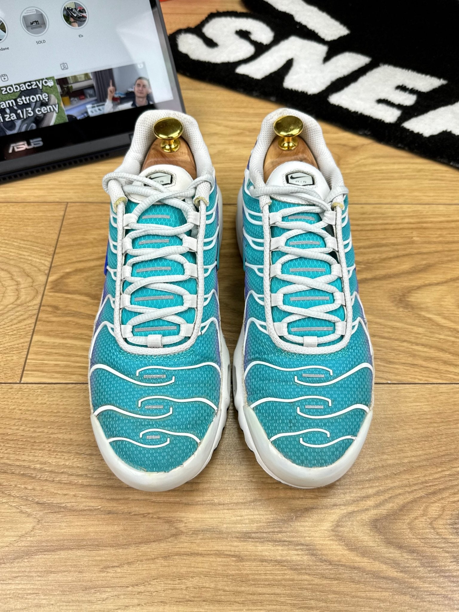 Nike Air Max Plus (41) - sneakilystore