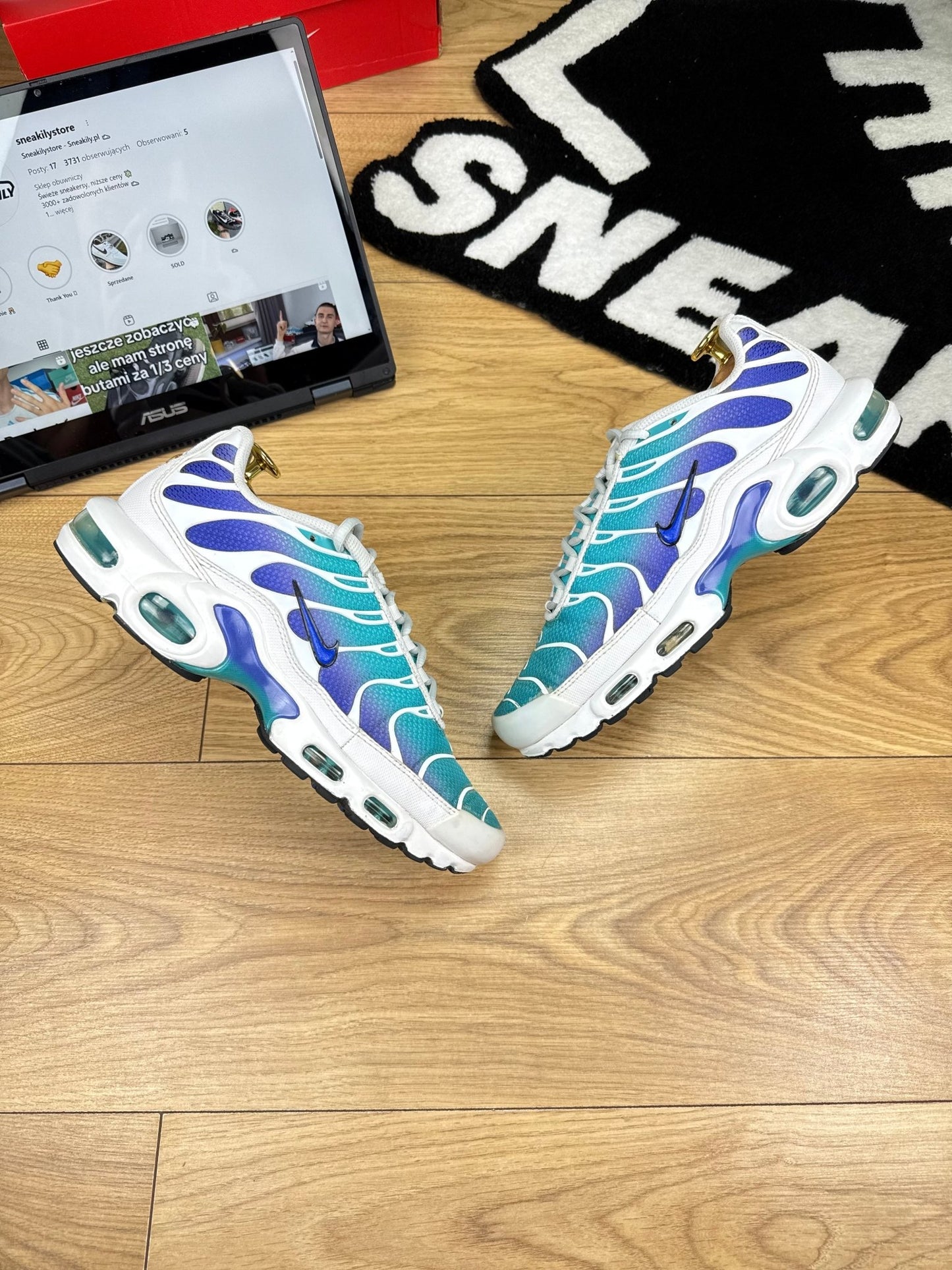 Nike Air Max Plus (41) - sneakilystore