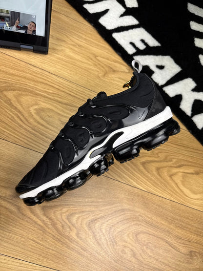 Nike Air Vapormax Plus (45) - sneakilystore