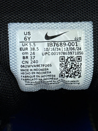 Nike P-6000 (38.5)