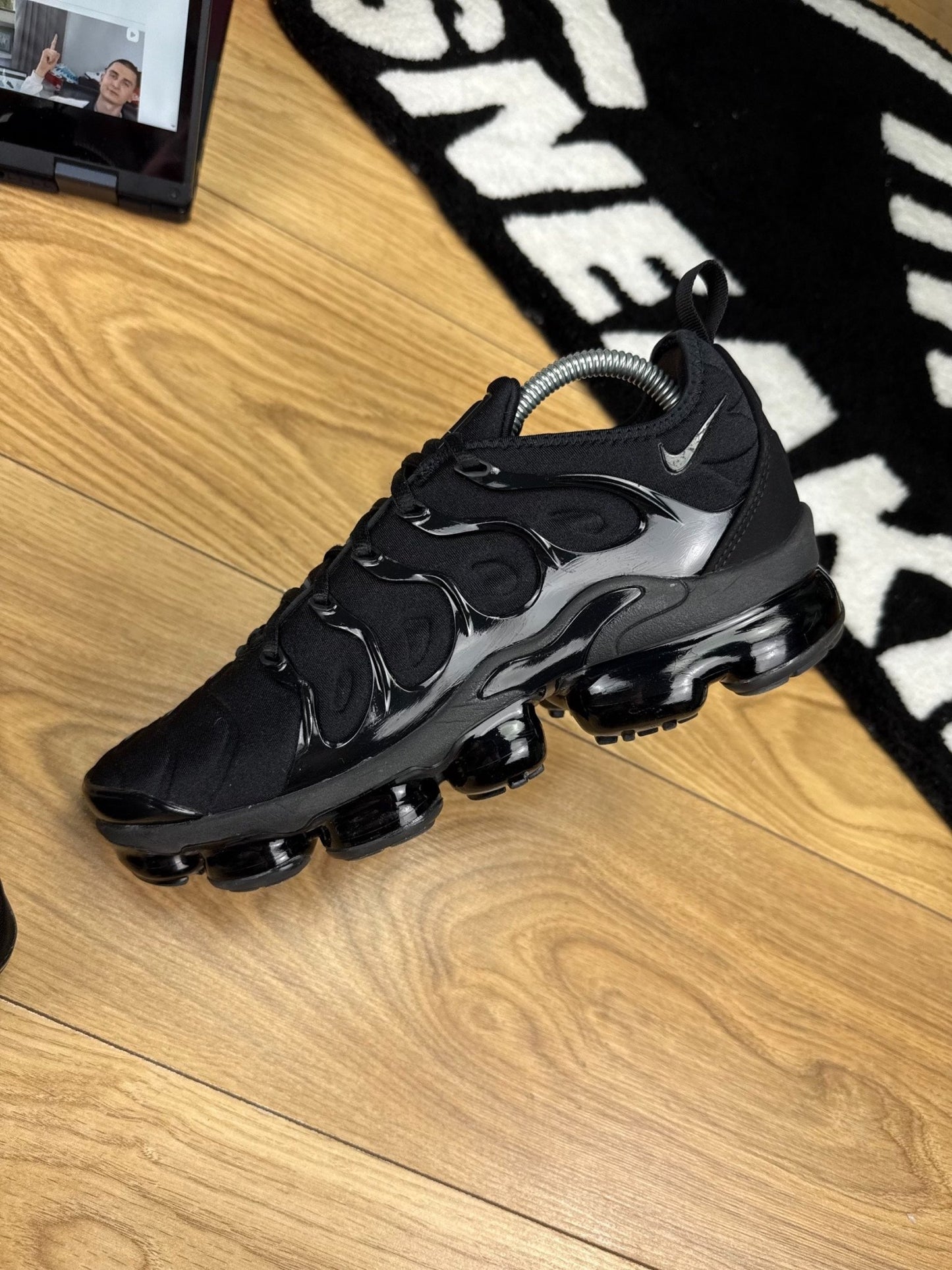 Nike Air Vapormax Plus (41) - sneakilystore