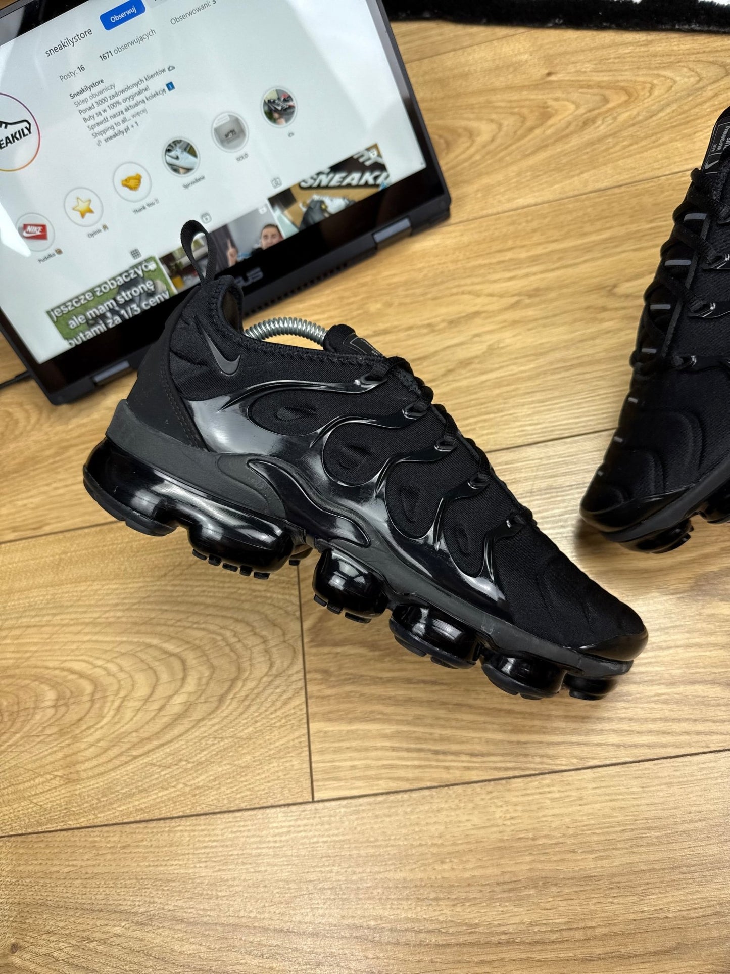 Nike Air Vapormax Plus (42.5)