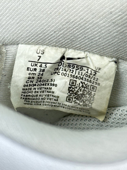 Nike Air Force 1 Low (38)