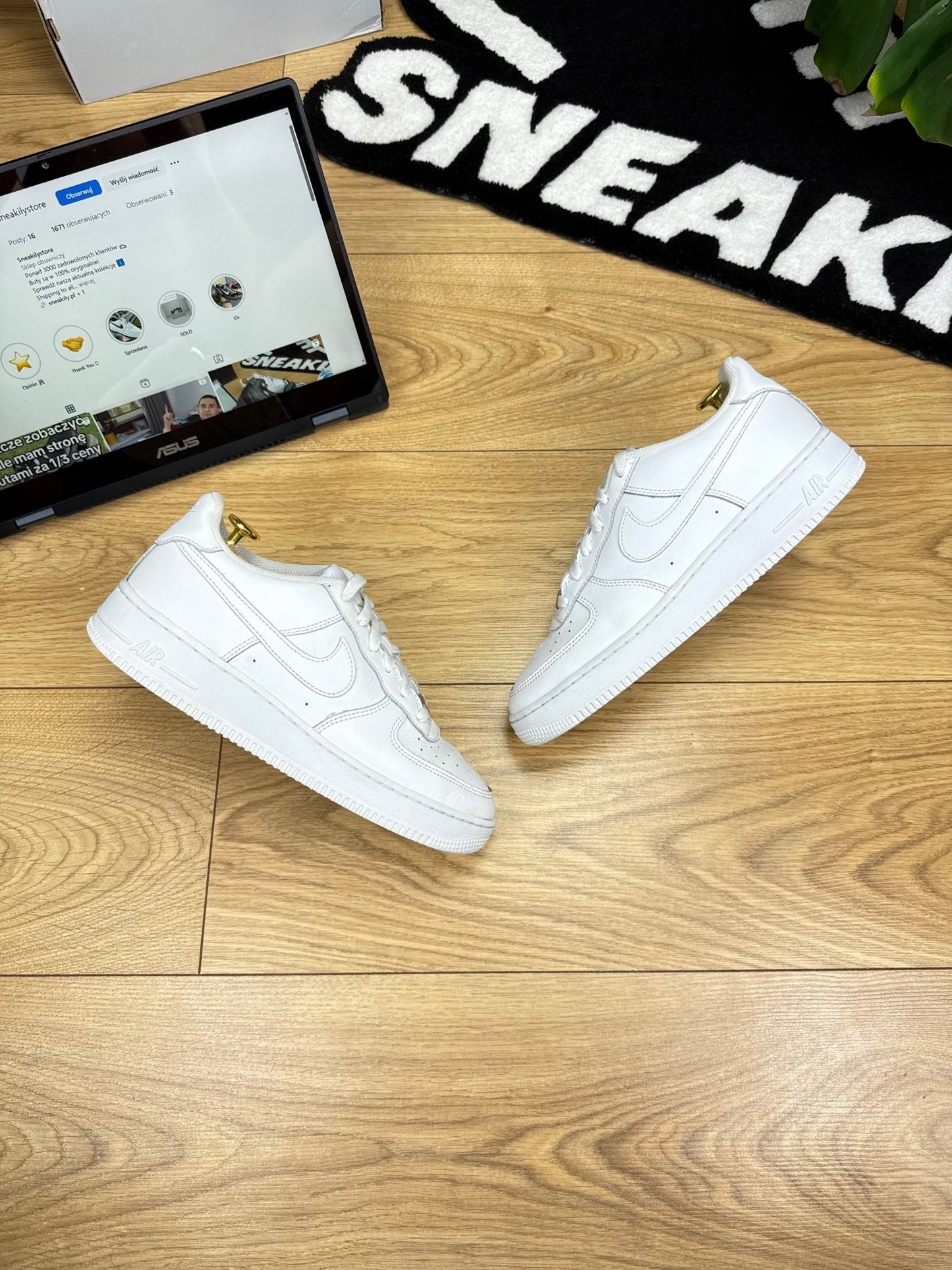Nike Air Force 1 Low (40)