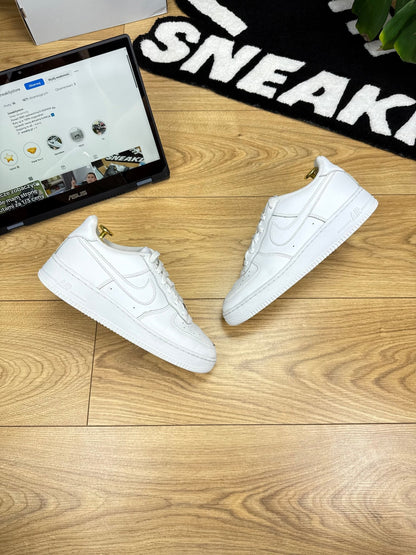 Nike Air Force 1 Low (40)