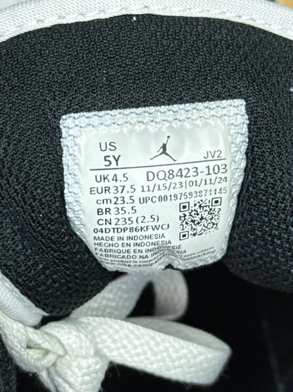 Nike Air Jordan 1 Low (37.5)