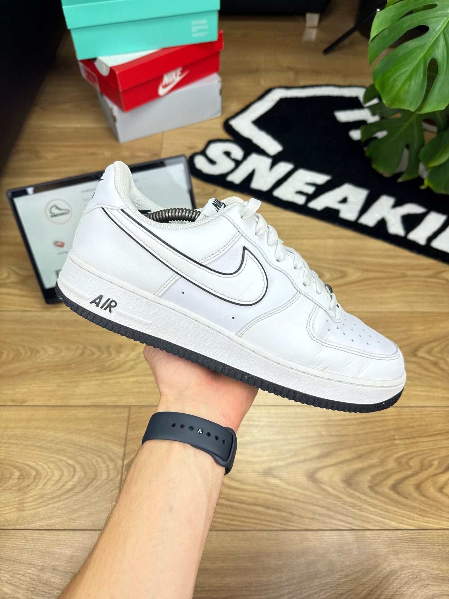 Nike Air Force 1 Low (45.5)