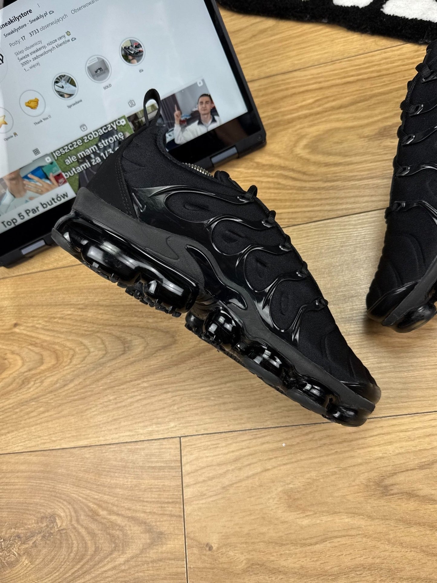 Nike Air Vapormax Plus (42) - sneakilystore