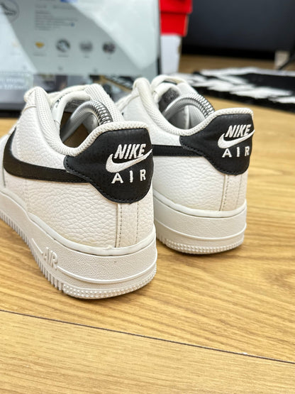 Nike Air Force 1 Low (38.5)