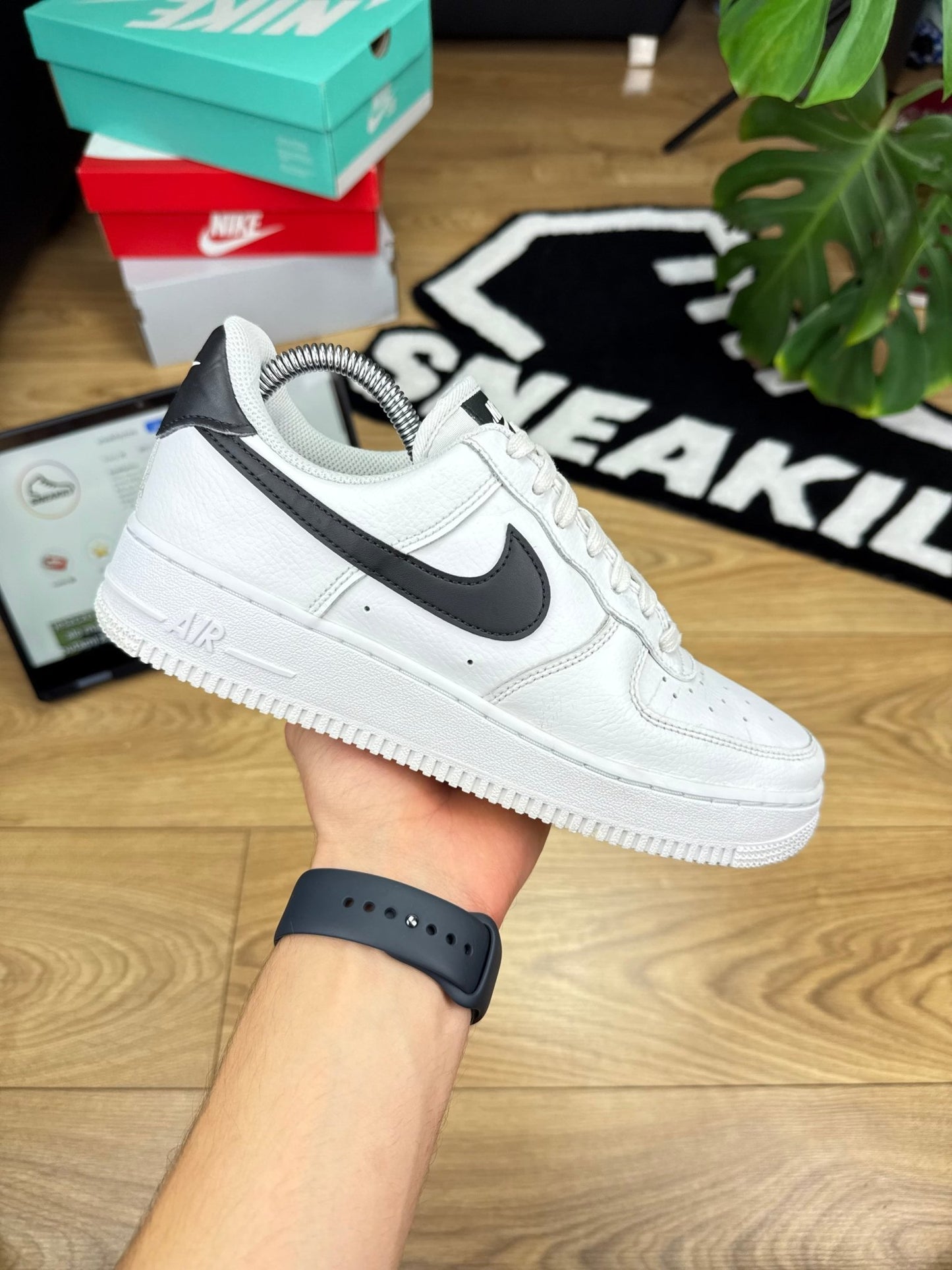 Nike Air Force 1 Low (40)