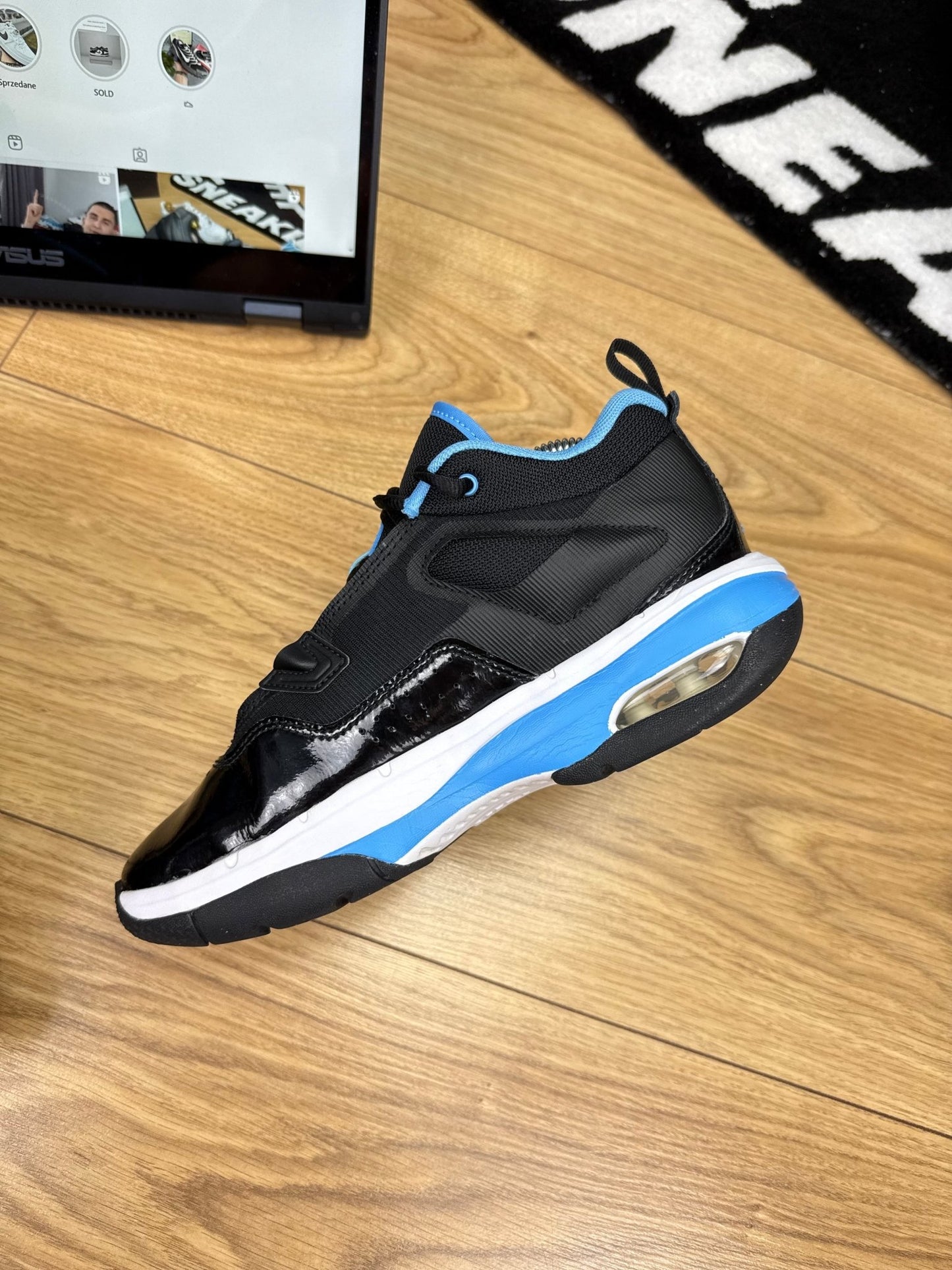 Nike Air Jordan Stay Loyal 3 (38.5)