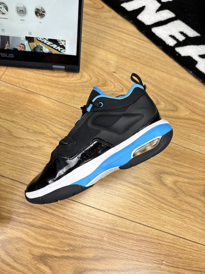 Nike Air Jordan Stay Loyal 3 (38.5)