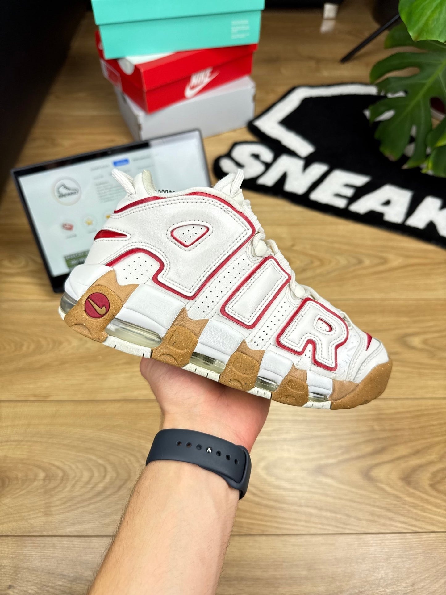 Nike Air More Uptempo 96 (37.5)