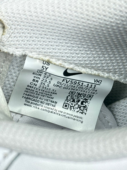 Nike Air Force 1 Low (37.5)