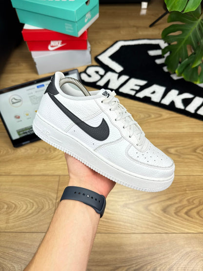 Nike Air Force 1 Low (38.5)