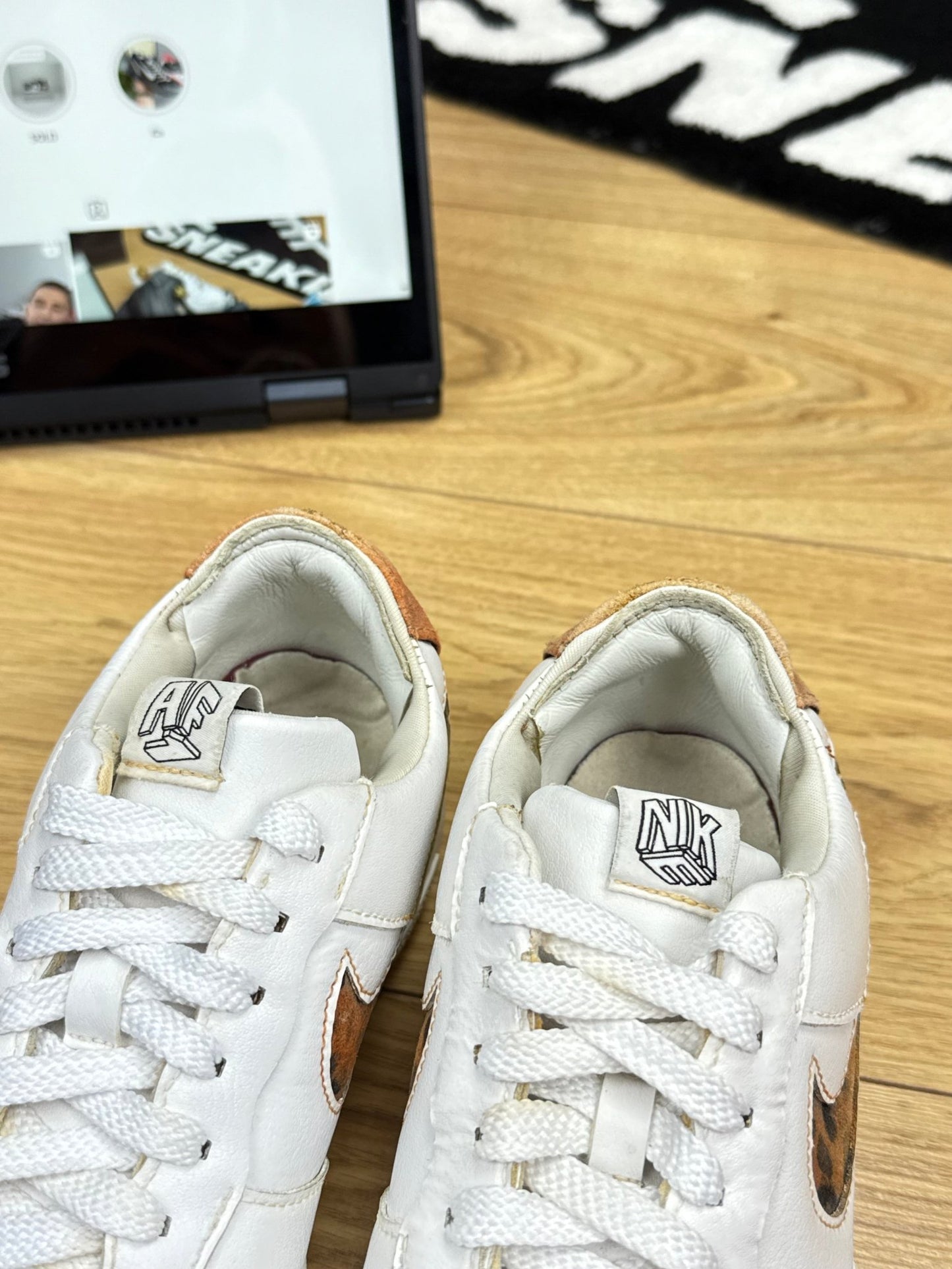 Nike Air Force 1 Pixel (40.5)